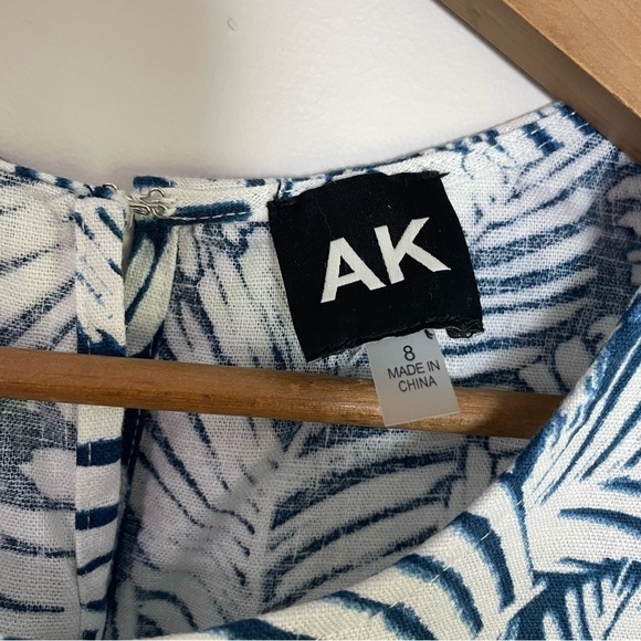 [AK] Women's Blue & White Palm Leaf Print Keyhole Linen Sleeveless Dress - Picture 3 of 6